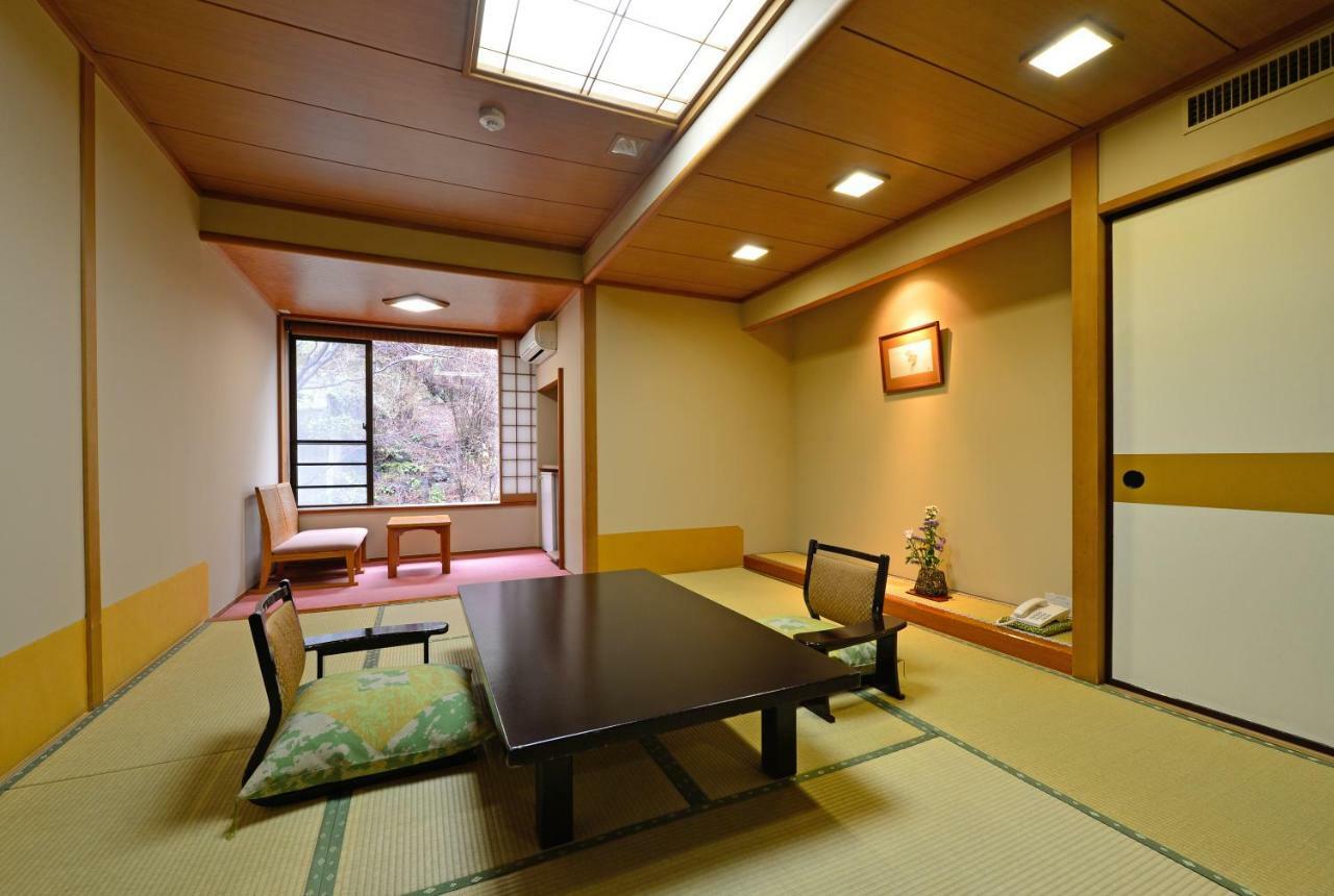 Osakaya Ryokan Kusatsu  Exterior foto